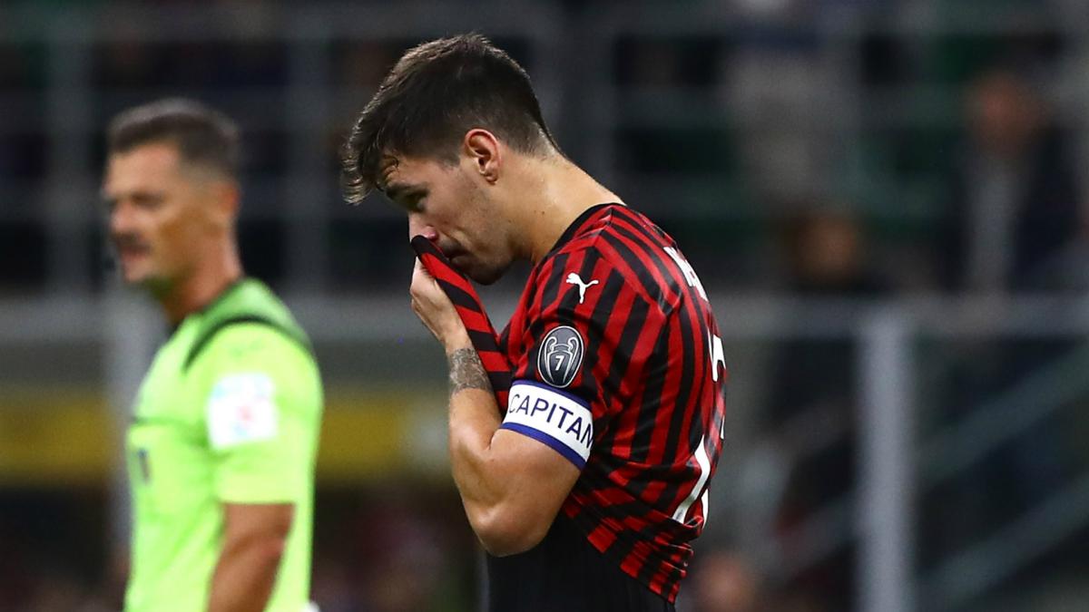 Милан претърпява най-лошия си старт от осем десетилетия насам