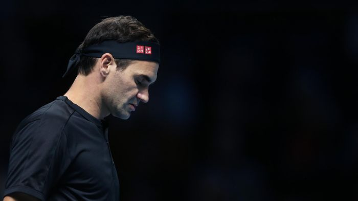 „Не мога да си позволя повече загуби“. Роджър Федерер започна със загуба на турнира в Лондон