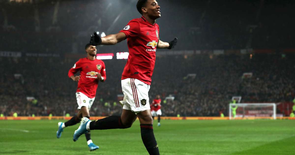 Манчестър Юнайтед 4 - 1 Нюкасъл Юнайтед: Марсиал донесе празничното настроение за "червените дяволи"