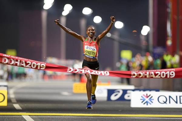 Първият златен медал от световното първенство по лека атлетика в Доха е за Кения